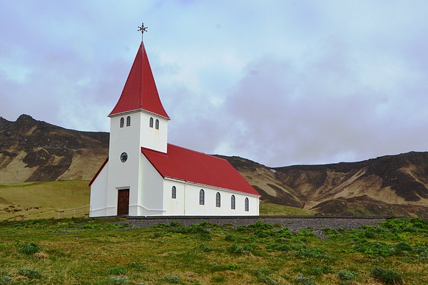 Vkurkirkja, Iceland